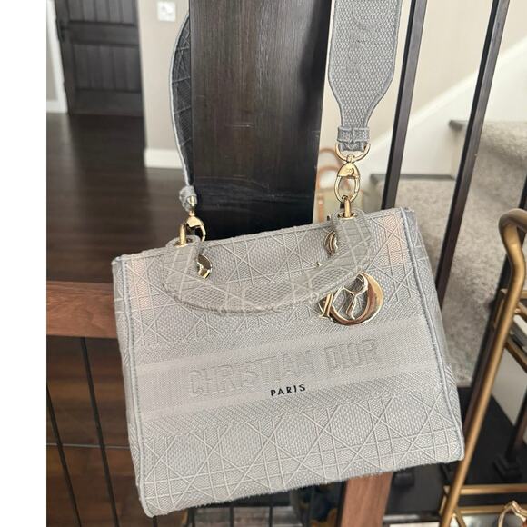 Christian Dior Lady D-Lite Bag Cannage Embroidered Canvas Medium - Picture 4 of 10